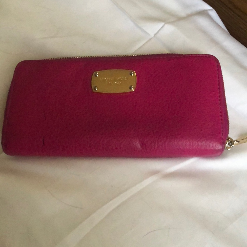 Michael Kors wallet